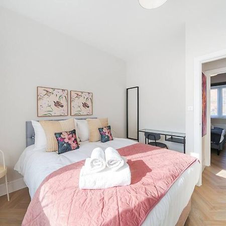 Cosy Tooting Retreat: 2-Bed Gem Apartment London Exterior photo